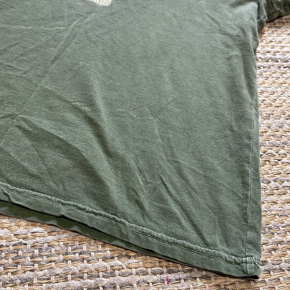 Disneyland shirt - Picture 7 of 12